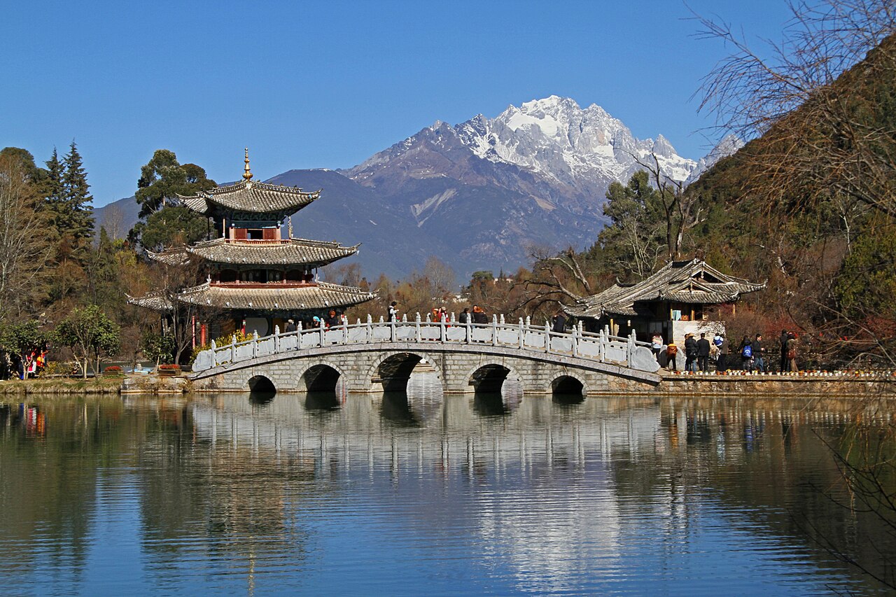 Lijiang 封面