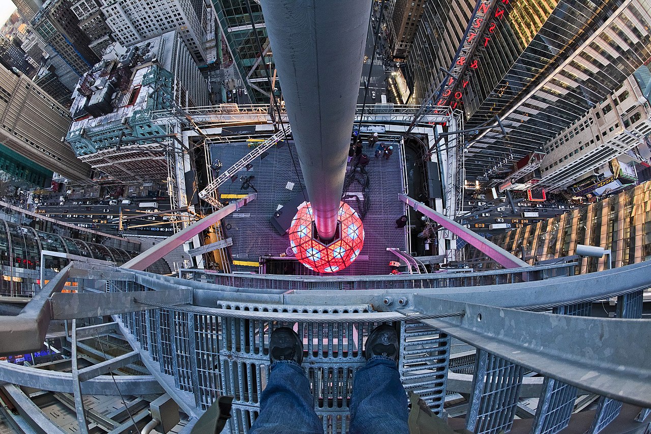 New York NYE 封面
