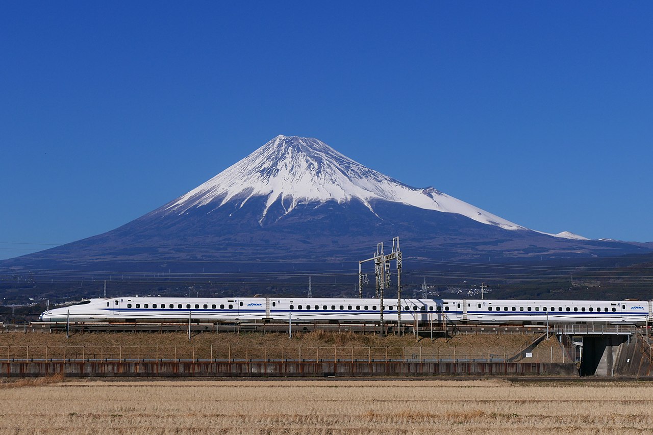 Lake Kawaguchi 封面