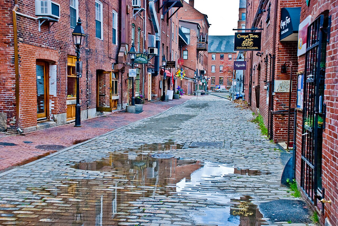 Portland Maine 封面