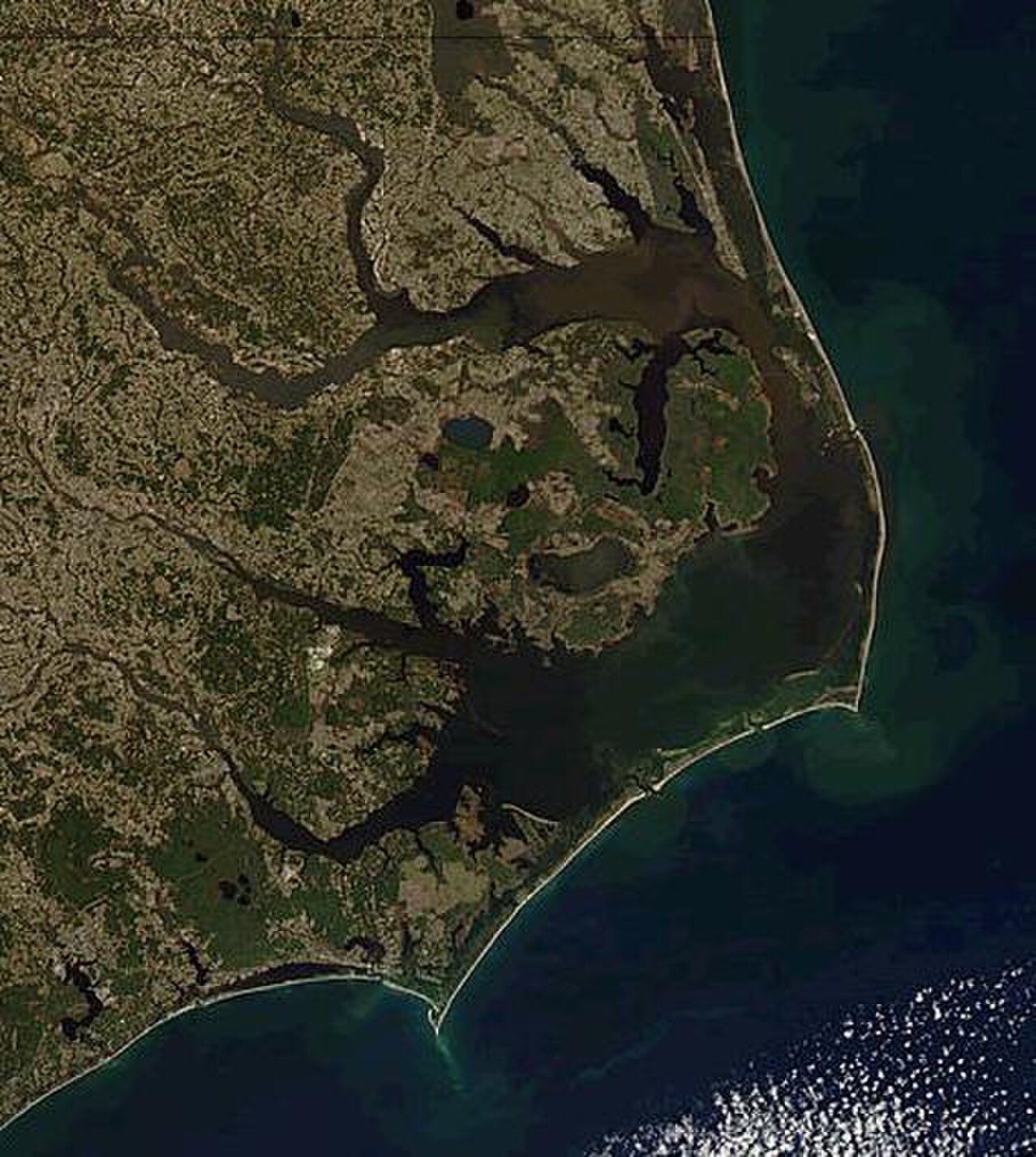 Outer Banks 封面