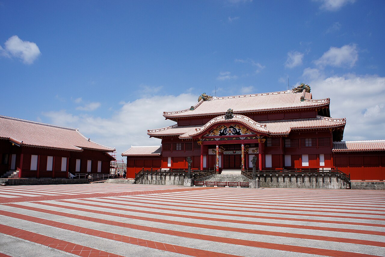 Naha 封面