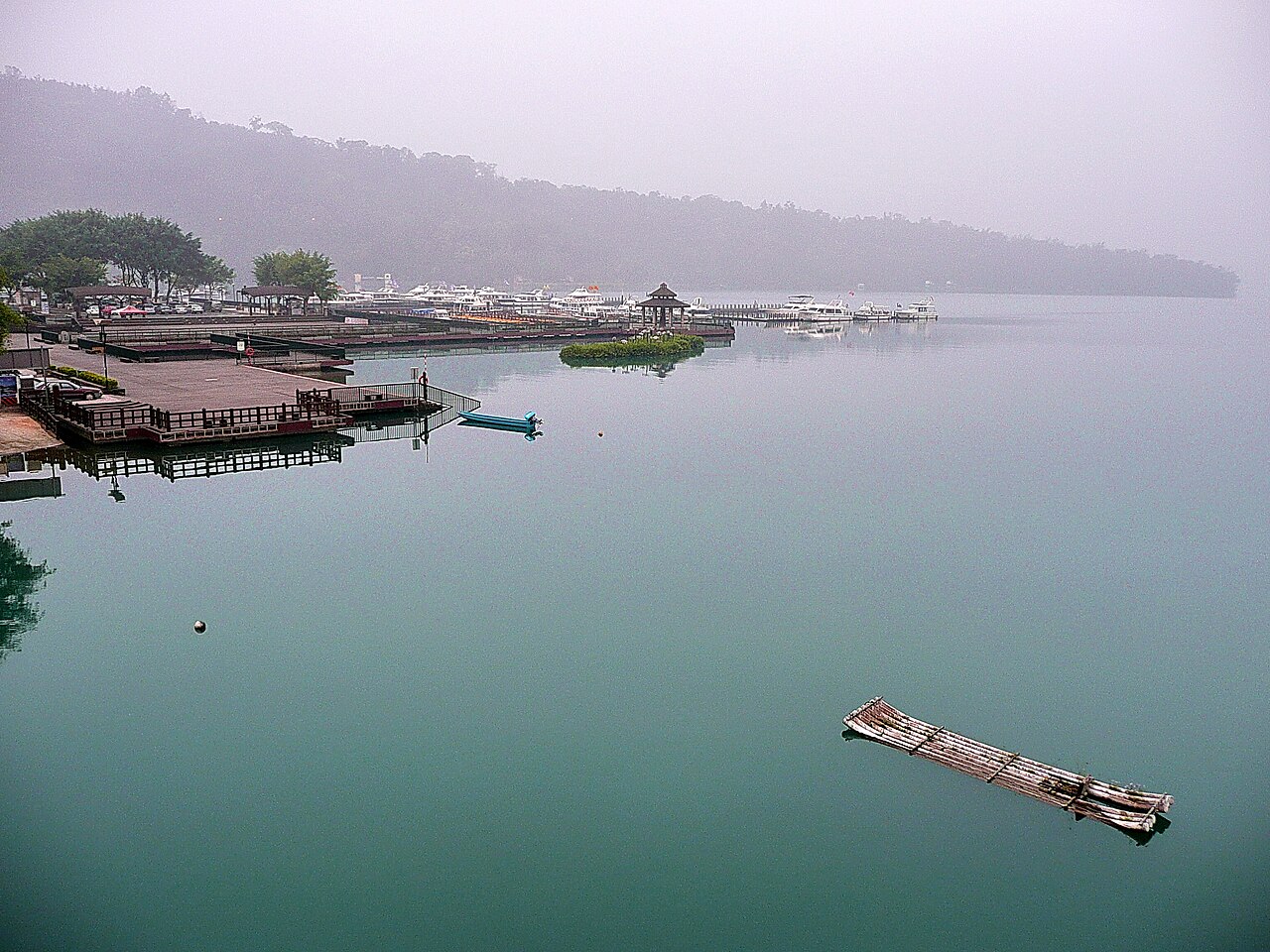 Sun Moon Lake 封面