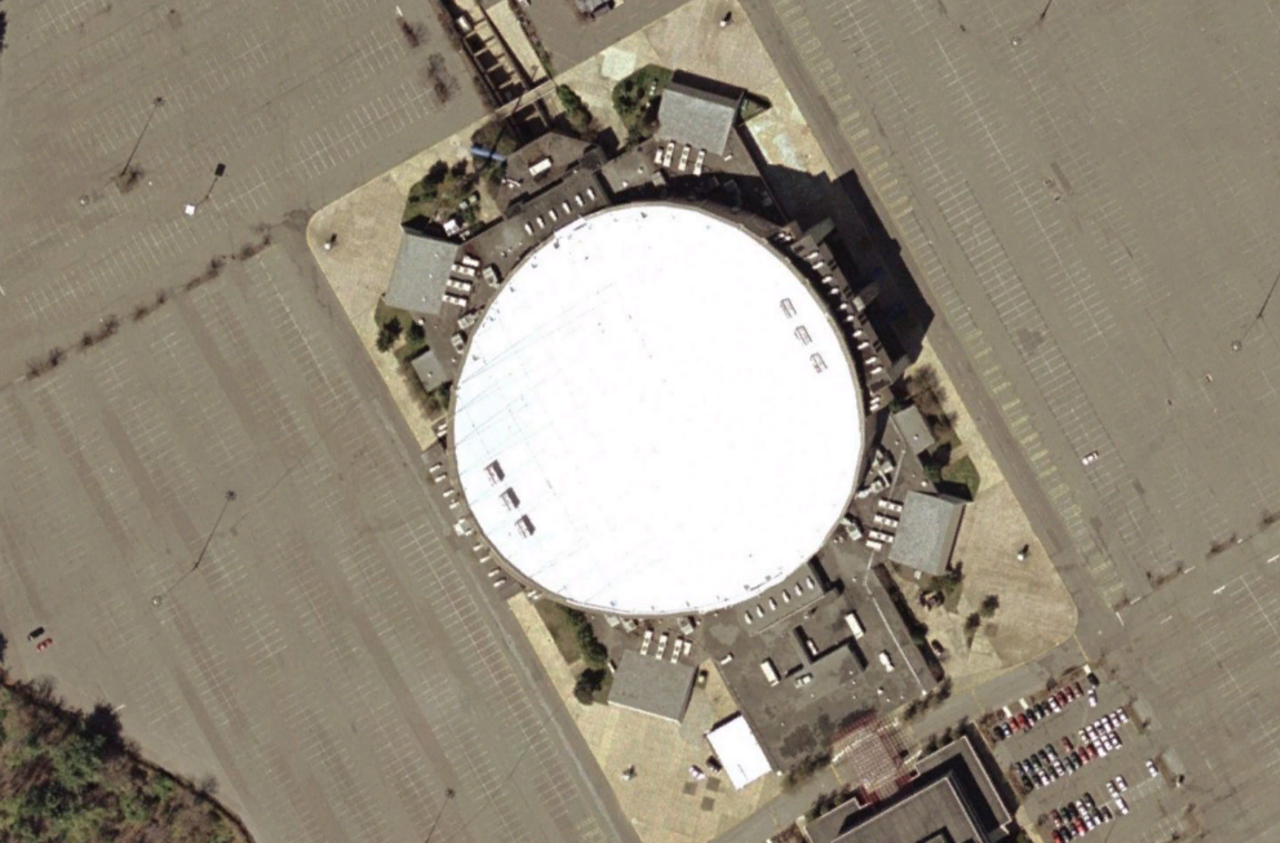 NBA Arenas USA 封面