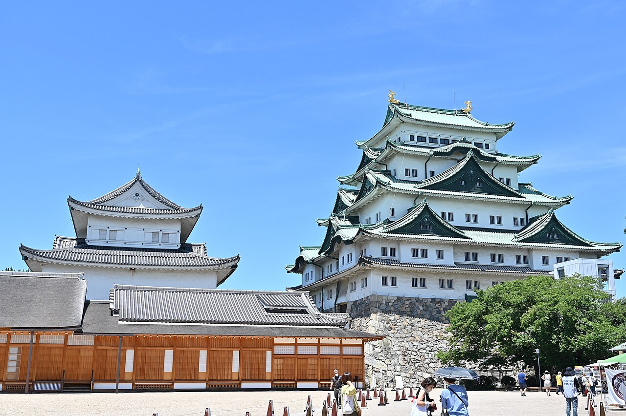Nagoya 封面