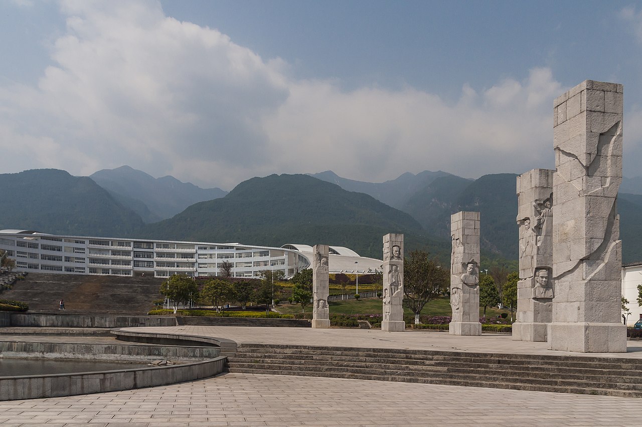 Dali 封面