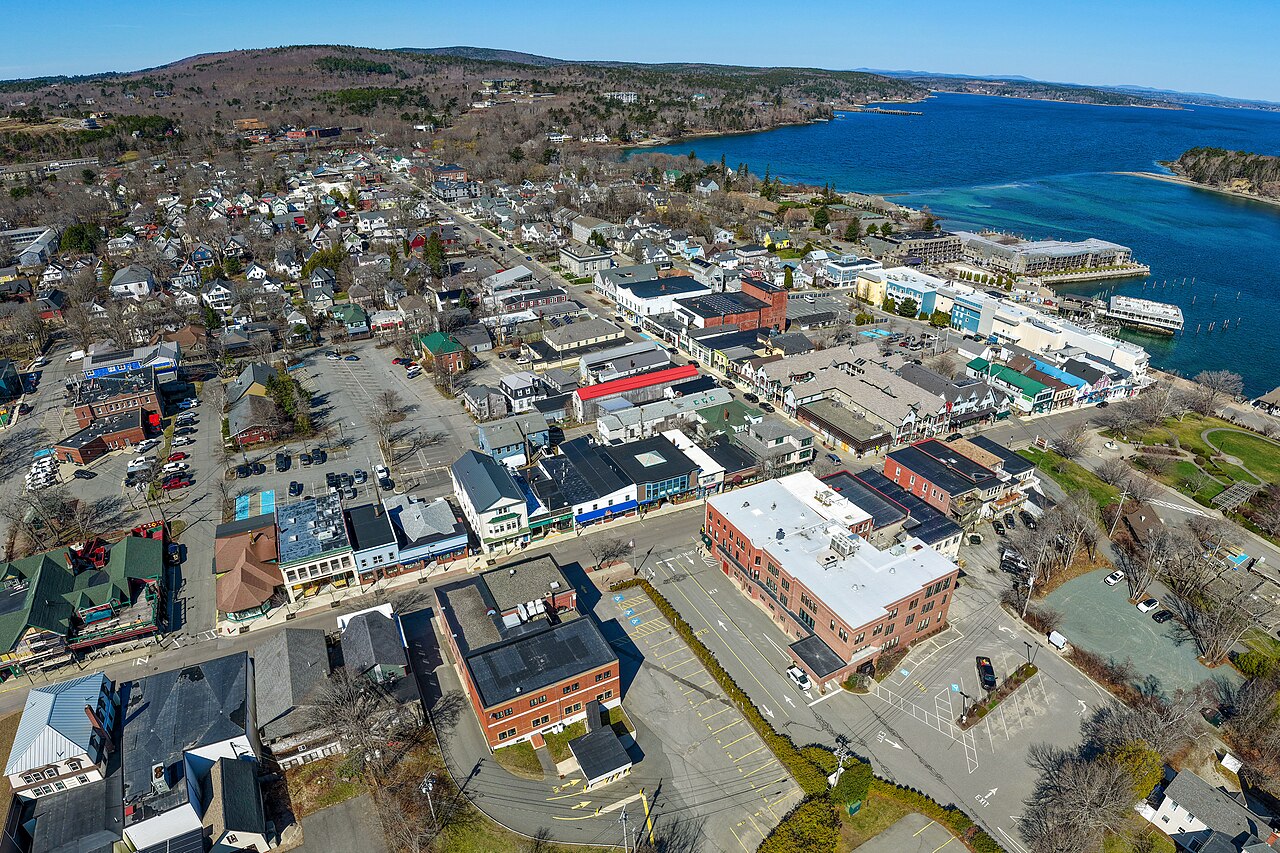 Bar Harbor 封面