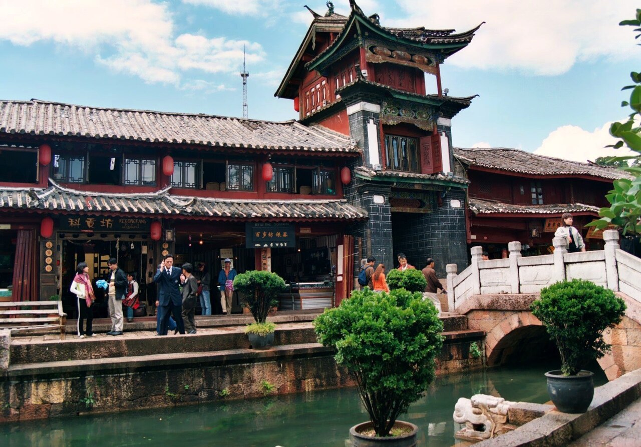 Lijiang 封面