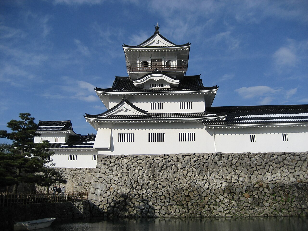 Toyama 封面