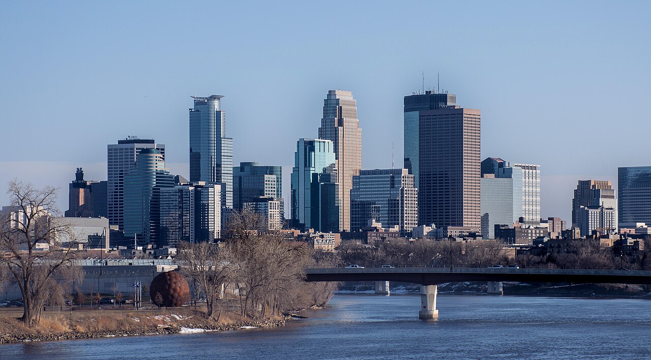 Minneapolis 封面