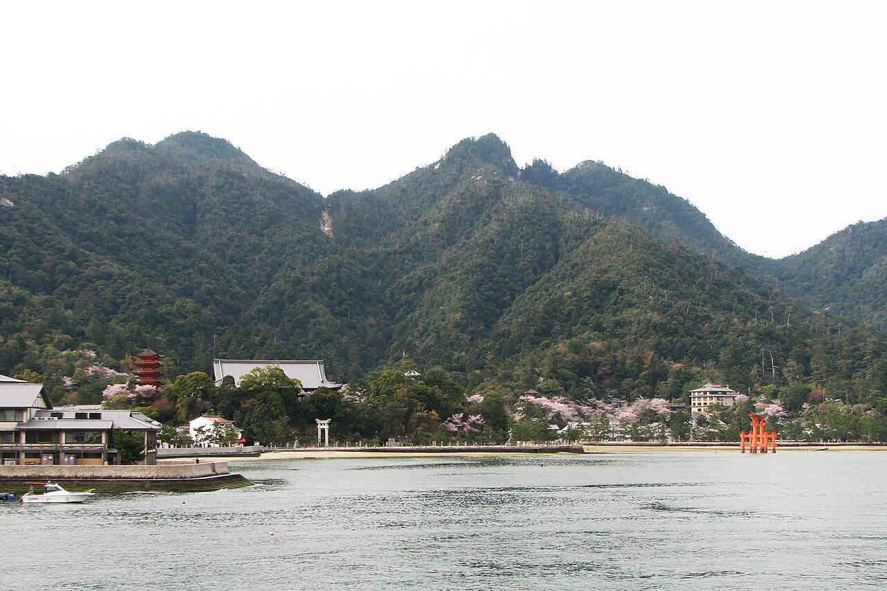 Miyajima 封面