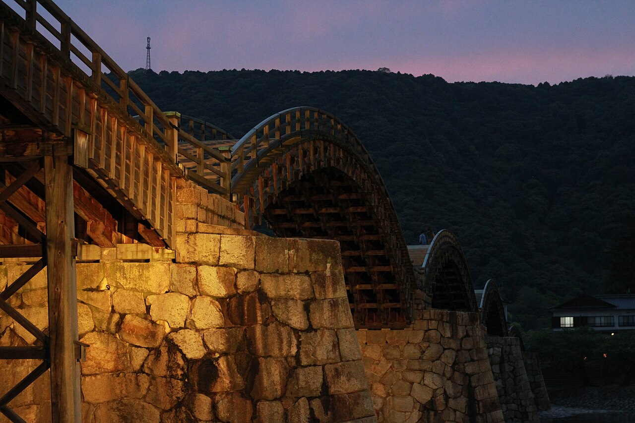 Yamaguchi 封面